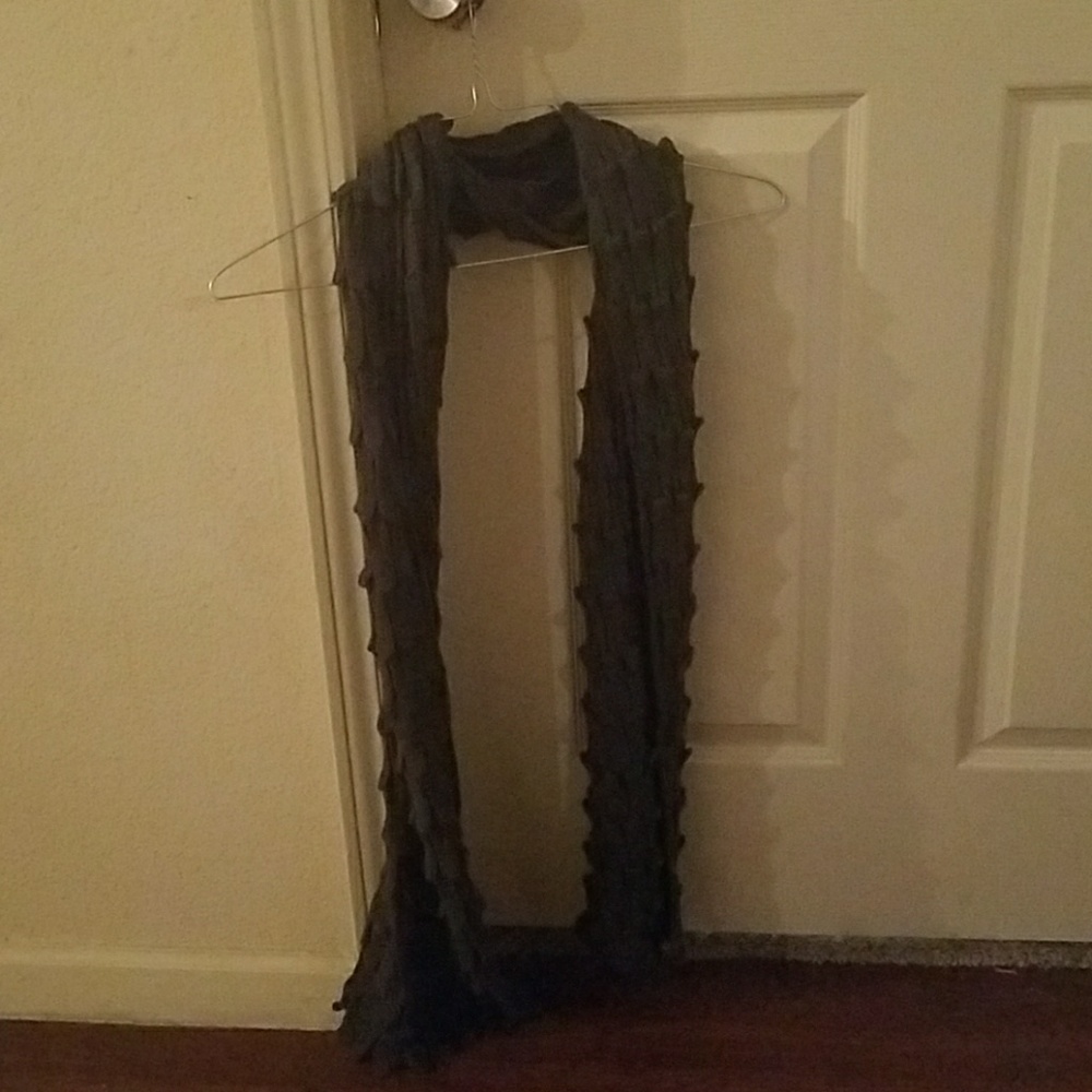 gray scarf